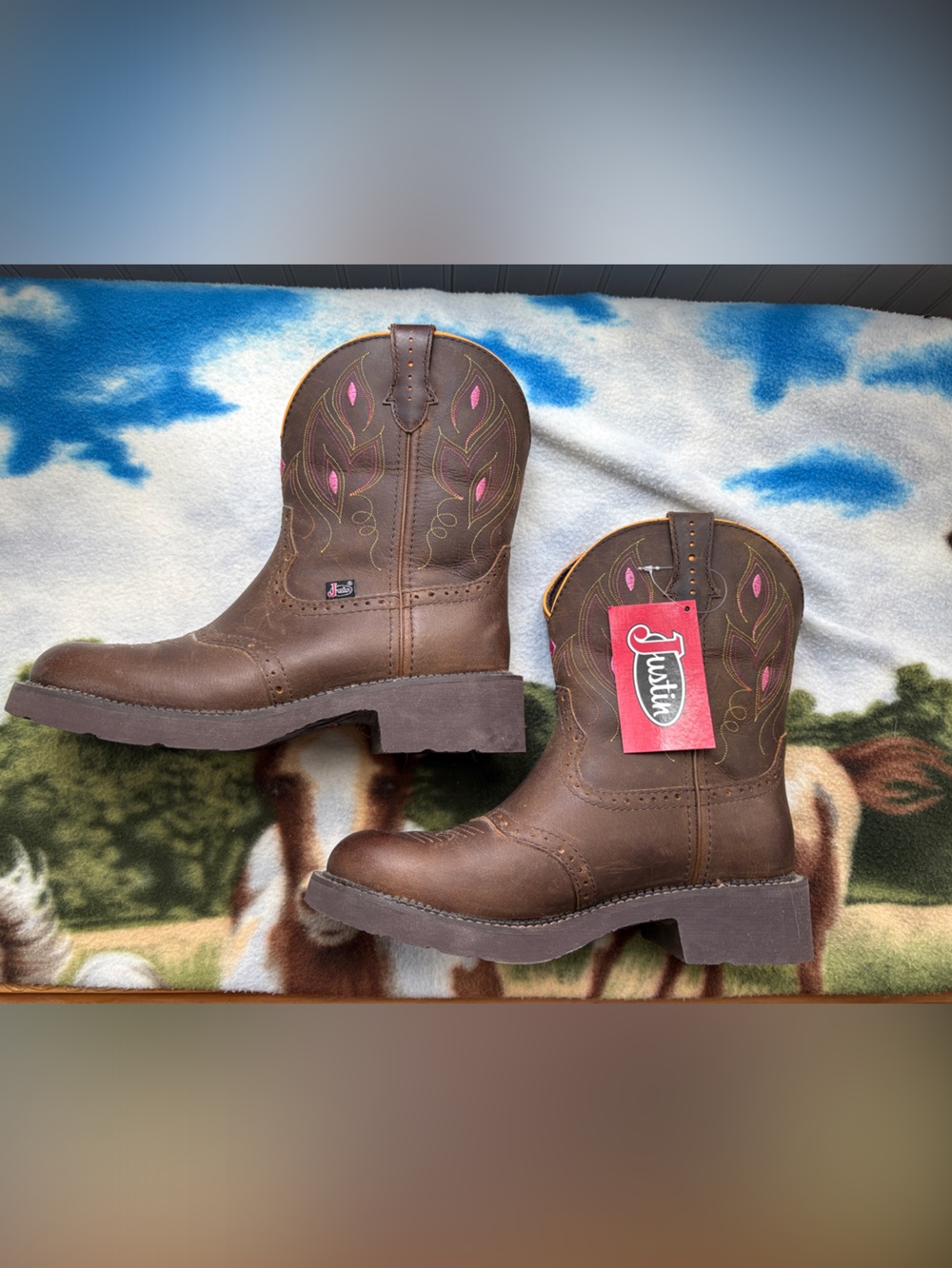 Women’s Justin Boots Gypsy Brown Leather Western Boots with Pink Accents